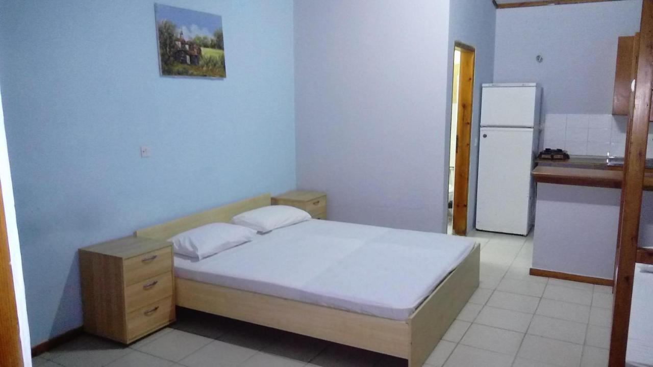 Camping Elizabeth Ξενοδοχείο Kalyvia Varikou Εξωτερικό φωτογραφία
